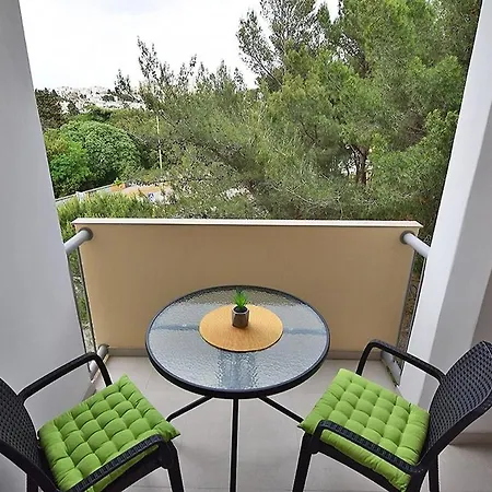 Sole Apartman-near Daire Pula