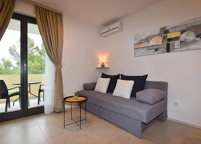 Sole Apartman-near *